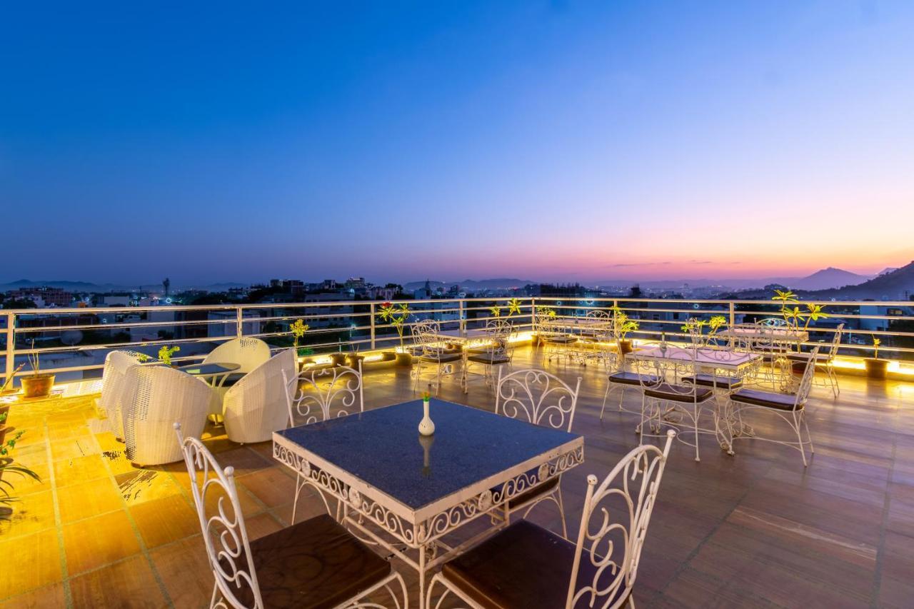 Hotel THE CELEBRATION BY AMOD Udaipur Buitenkant foto