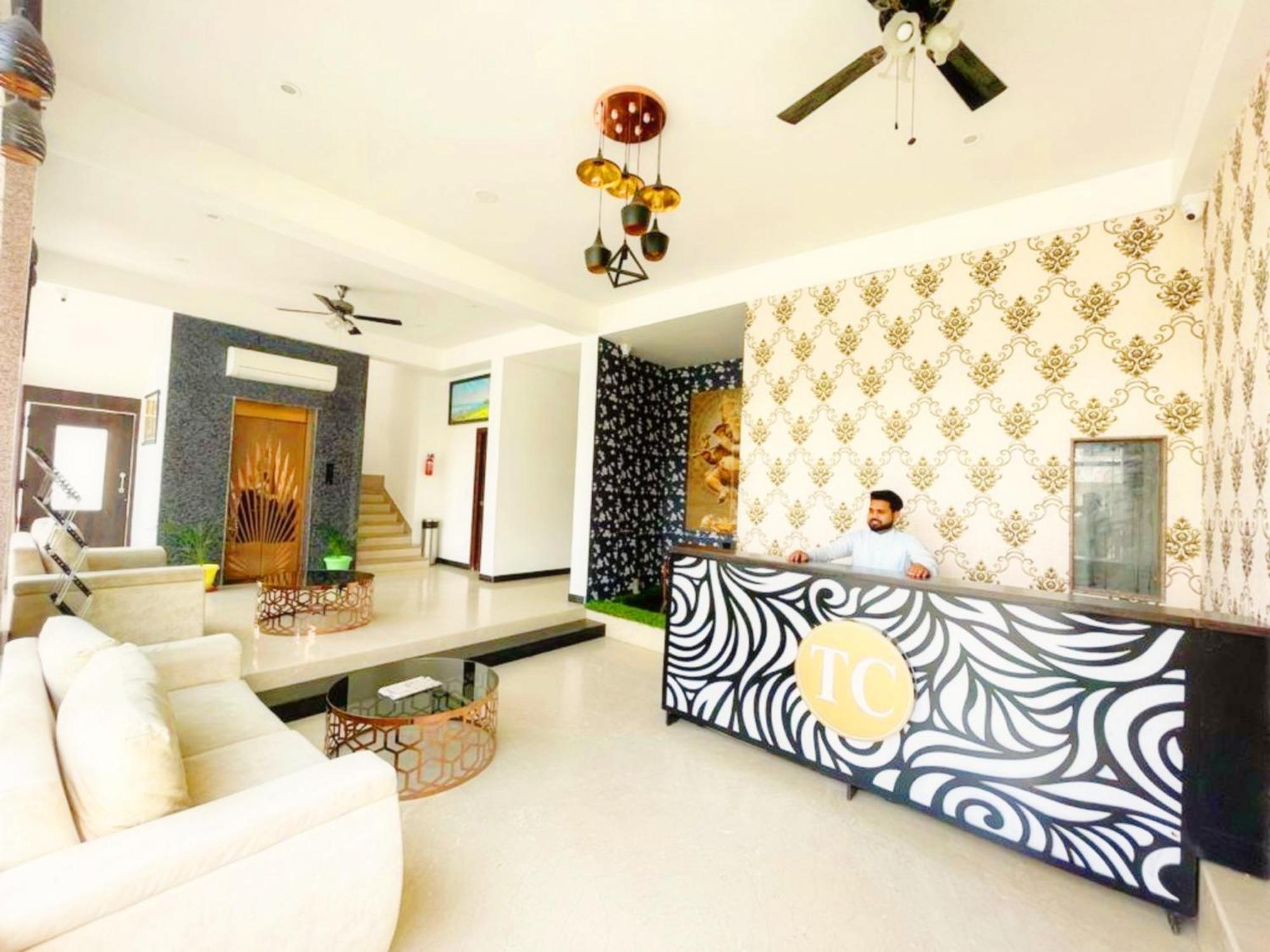 Hotel THE CELEBRATION BY AMOD Udaipur Buitenkant foto